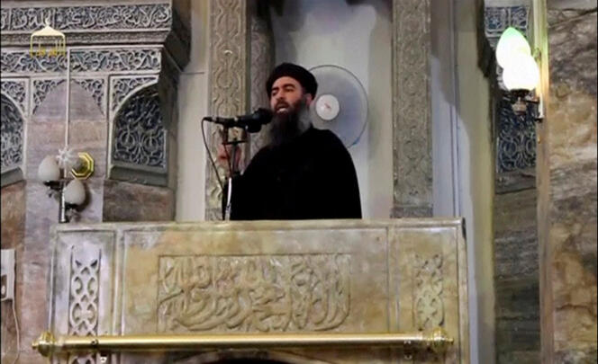 La seule apparition d’Abou Bakr Al-Baghdadi, le 5 juillet 2014, dans la mosquée Al-Nouri de Mossoul.