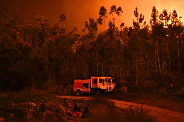 « C’est sans doute la plus grande tragédie que nous ayons connue ces dernières années sur le front des incendies de forêt », a déclaré le premier ministre portugais Antonio Costa.