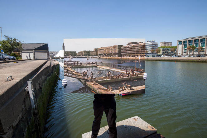 Le bassin du commerce, lieu emblématique du Havre d’Auguste Perret, donne sur la place Gambetta qui accueille depuis 1982 le « Volcan » de l’architecte Oscar Niemeyer.