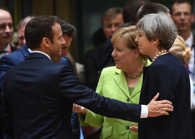 Emmanuel Macron, Angela Merkel et Theresa May, au cours du sommet européen de Bruxelles, le 22 juin 2017.