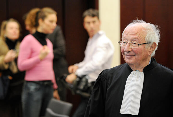L’avocat Roland Rappaport, le 6 décembre 2010, au tribunal de Pontoise.
