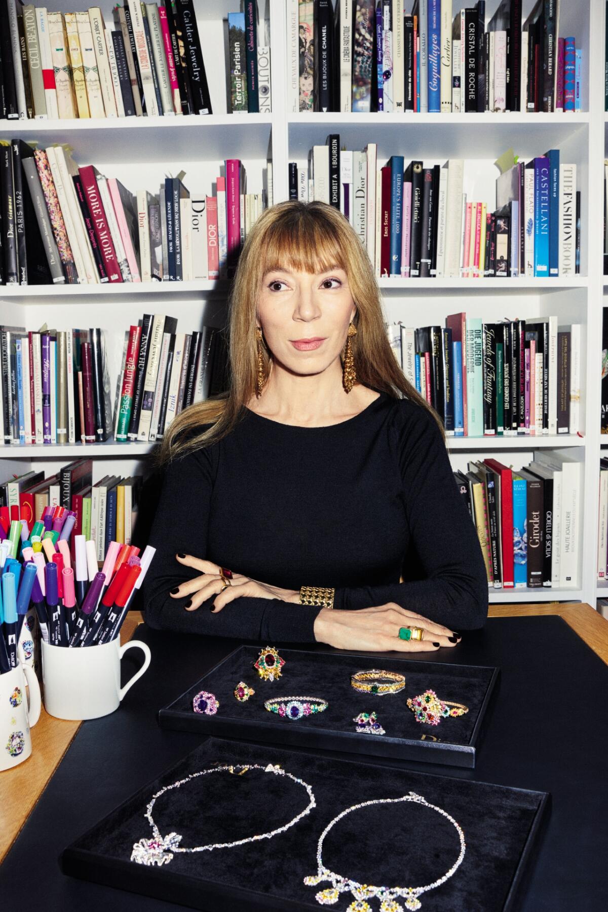 Victoire de Castellane a été nommée directrice artistique à la tête du département joaillerie de Dior en 1998.