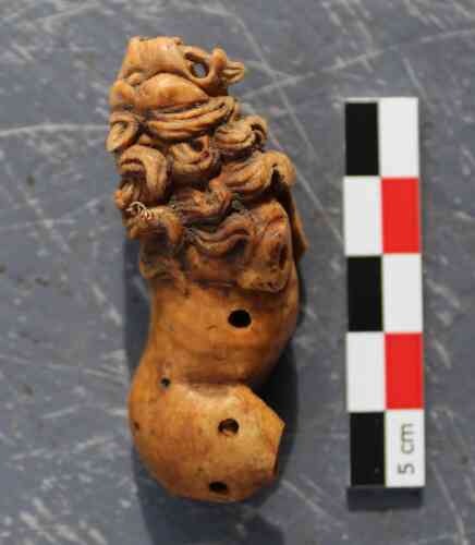 Très peu d’objets ont été retrouvés sur le site mais ce lion sculpté a été découvert à l’extérieur de la maison.
