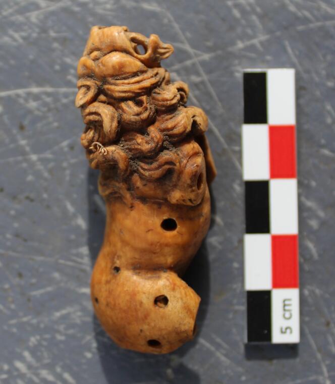 Petit lion sculpté retrouvé sur la fouille archéologique d’Auch.