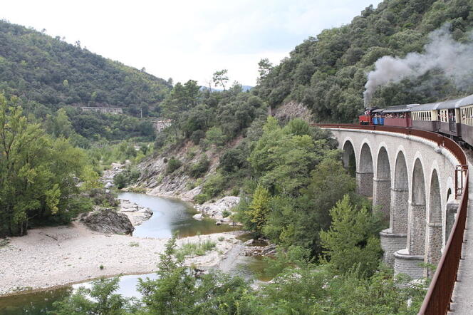 La locomotive du Train à vapeur des Cévennes a 100 ans d’âge !