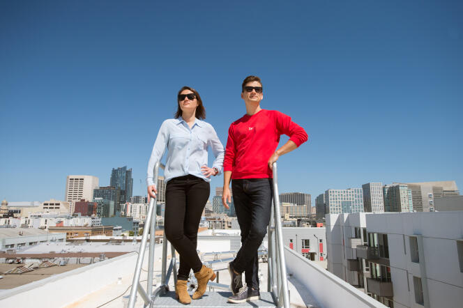 Eugenia Kuyda et Philip Dudchuk, cofondateurs de Replika, sur le toit de leur nouveau siège à San Francisco (Californie).