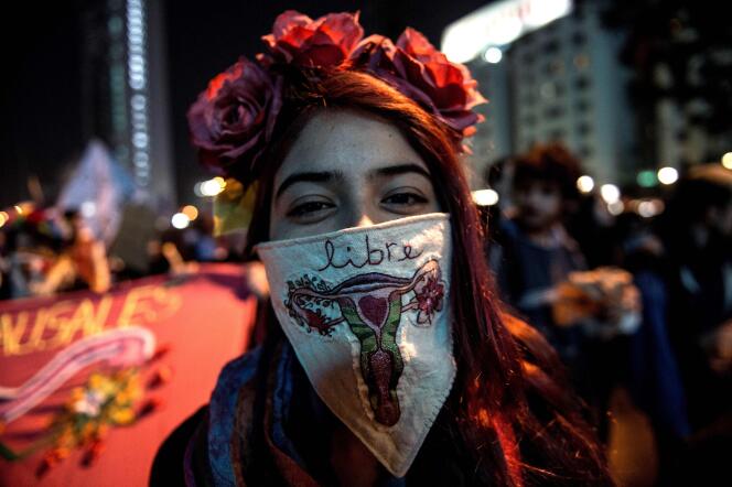 Manifestation pour le droit à l’avortement à Santiago (Chili), le 25 juillet.