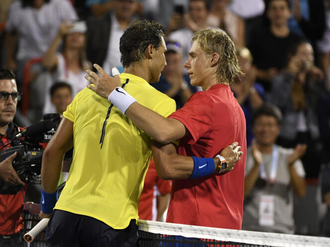 Denis Shapovalov, félicité par Rafael Nadal après sa victoire, n’a que 18 ans.