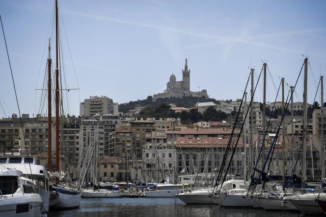 Vue du Vieux-Port à Marseille en juillet 2017.