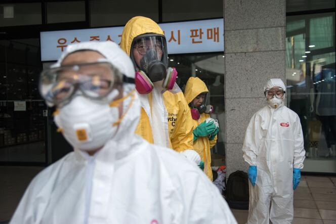 Simulation d’attaque chimique à Goyang (Corée du Sud), le 21 août.