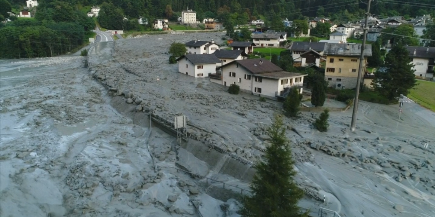 Vidéo éboulement impressionnant en Suisse