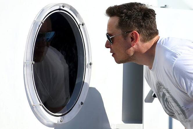 « Elon Musk, le médiatique patron de Tesla et de Space X, a annoncé que le premier modèle de sa start-up Neuralink, visant à construire une interface homme-machine dans le cerveau, serait commercialisé d’ici à 2021 ». (Photo : Elon Musk, à Hawthorne (Californie), le 27 août).