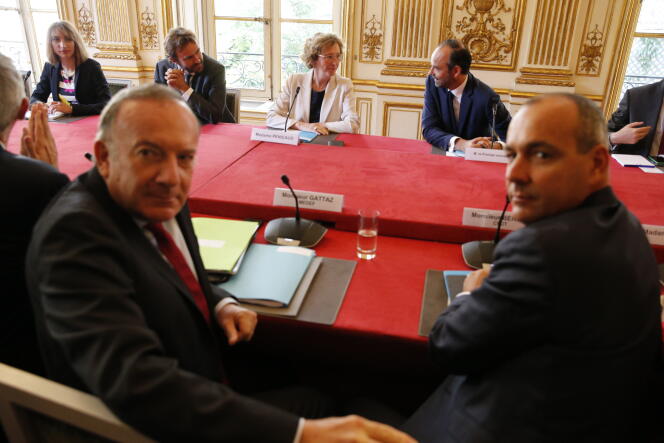 Pierre Gattaz (Medef) et Laurent Berger (CFDT) à Matignon, jeudi 31 août, face à la ministre du travail, Muriel Pénicaud, et au premier ministre, Edouard Philippe.