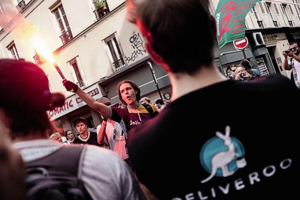Les livreurs à vélo de Deliveroo ont protesté contre leurs conditions de travail, à Paris, le 28 août.