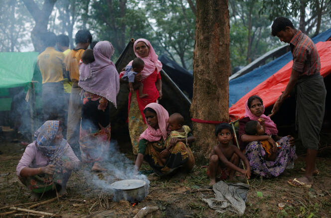 Un campement de Rohingya près de Kutupalong, au Bangladesh, le 9 septembre.