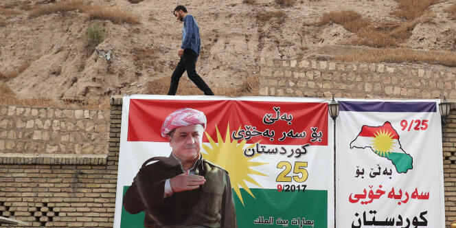 Une bannière pro-référendum accrochée sur un château d’Erbil, au Kurdistan.