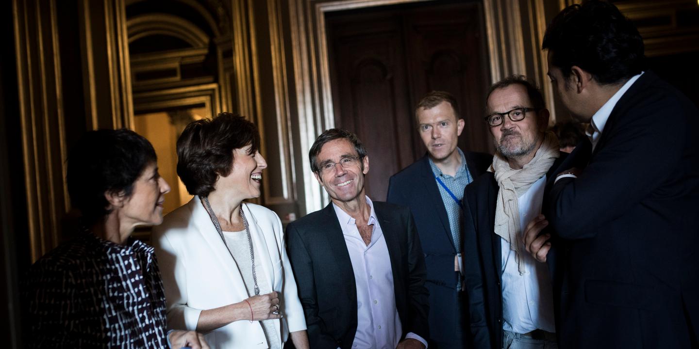 Un journalisme politique verrouillé