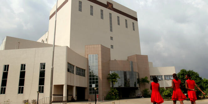 Le Palais de la culture d’Abidjan en Côte d’Ivoire, a été constuit par des chisoise en 2005.