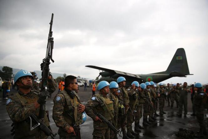 Des casques bleus de la mission de l’ONU en RDC, en partance pour la province de l’Ituri, en 2016.