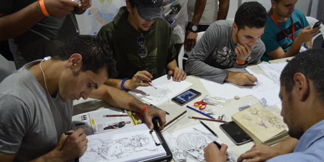 L’atelier de dessin est l’une des activités favorites du public du Festival international de la BD d’Alger (Fibda) qui s’est déroulé du 3 au 7 octobre 2017. Enfants et adultes pouvaient cette année participer au concours du meilleur portrait de « héros ».
