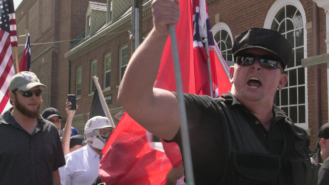 Manifestation d’extrémistes de droite américains, à Charlottesville (Virginie), le 12 août.