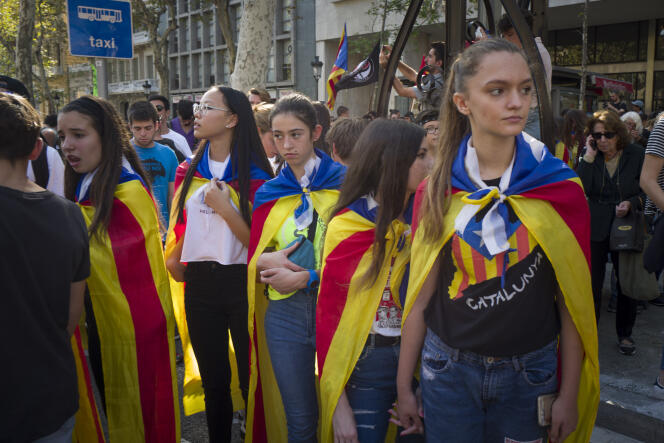 Des partisans de l’indépendance à Barcelone le 26 octobre.