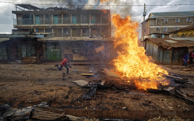 Des violences ont notamment éclaté vendredi 27 octobre, à Nairobi.