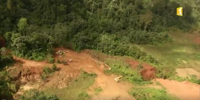 Extrait d’une video. En Guyane, le site du projet de mine « Montagne d’or ».
