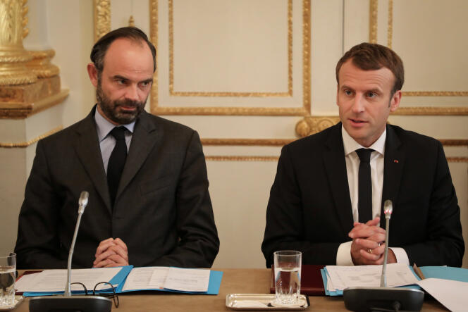 Le premier ministre, Edouard Philippe, et le président, Emmanuel Macron, le 30 octobre 2017 à Paris. La suppression du régime de Sécurité sociale étudiant était une promesse du candidat Macron.
