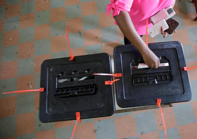 Présidentielle au Liberia menace de report du second tour