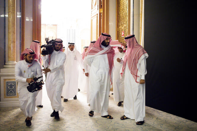 Le prince héritier saoudien, Mohammed Ben Salman (au centre), le 24 octobre, à Riyad.