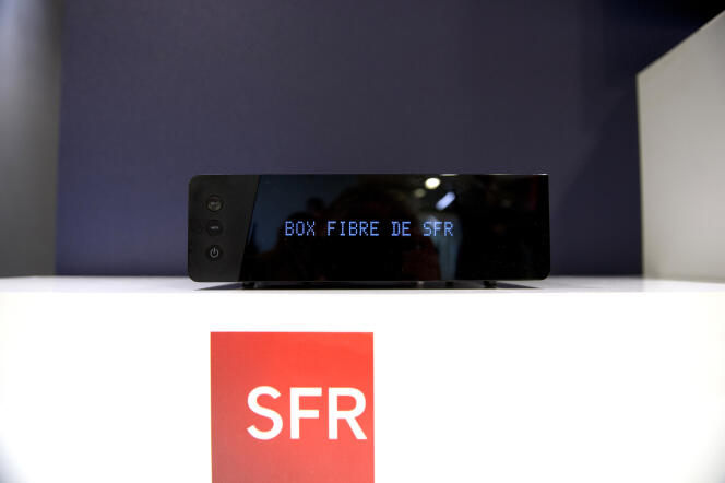 La box de SFR Zive, en 2015, à Paris.