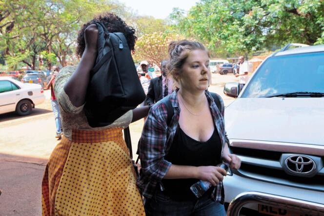 Accusée de subversion et d’insulte envers Mugabe, la journaliste américaine Martha O’Donovan risque vingt ans de prison.