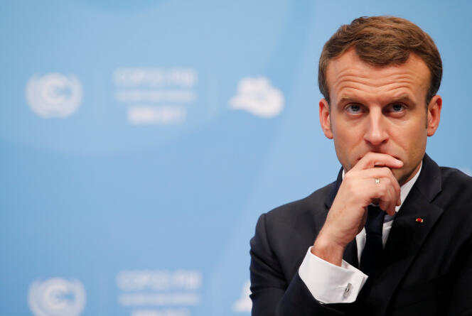 «  L’ordonnance Macron relative à la pénibilité au travail réduit le nombre de facteurs considérés comme “à risque”, dans le nouveau compte professionnel de prévention (C3P), qui succède au compte pénibilité.  » (Photo : le président français lors de la 23e conférence de l’ONU sur le climat, à Bonn, le mercredi 15 novembre).