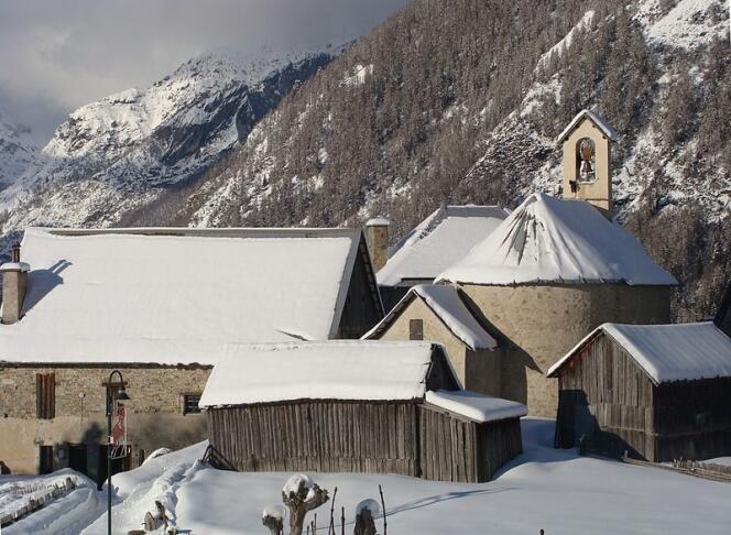 La Serre-Eyraud est un joli petit village de montagne, à 1480 mètres d’altitude.