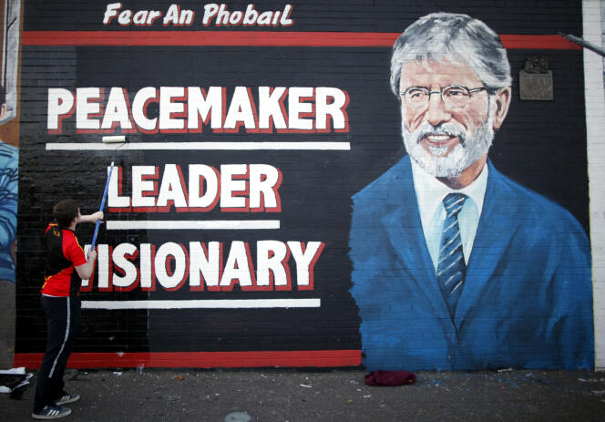 Fresque représentant Gerry Adams sur un mur de Belfast-Ouest, le 2 mai 2014.