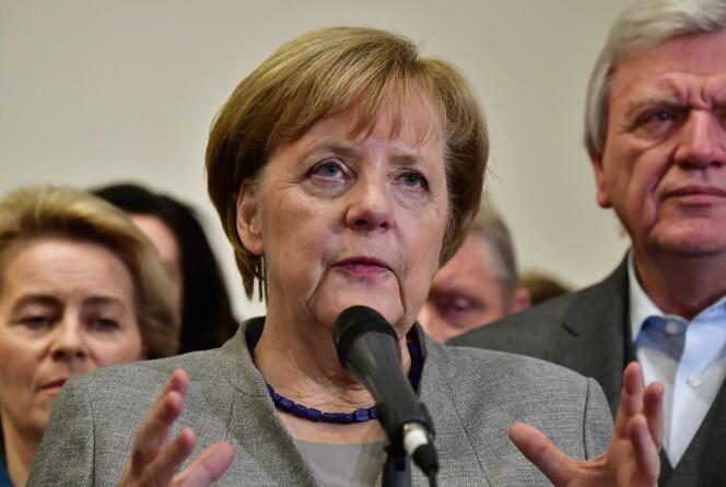 Angela Merkel, chancelière et présidente de la CDU, s’adresse à la presse tard dans la nuit, après l’échec des négociations, le 19 novembre.
