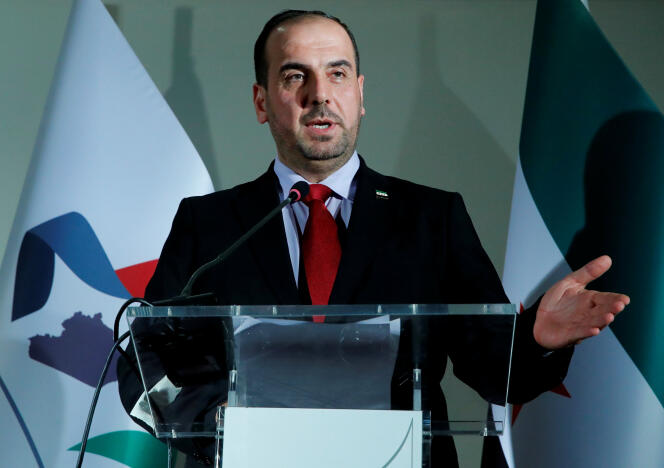 Nasser Al-Hariri, chef du Comité des négociations et membre de la Coalition nationale syrienne.