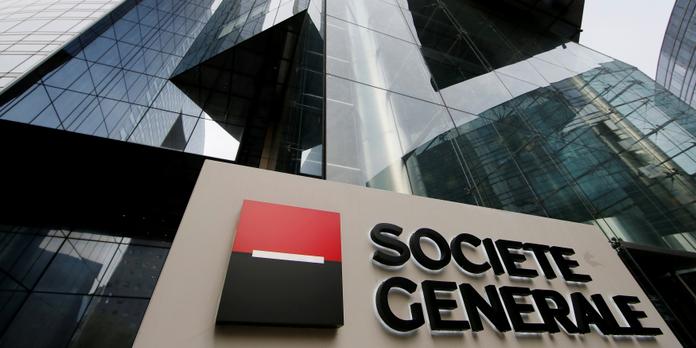 La Societe Generale Va Supprimer 900 Postes Et Fermer De