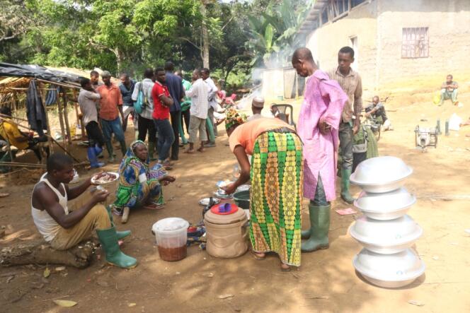 Depuis novembre 2017, l’activité économique de la ville d’Eseka a bondi grâce à l’afflux d’orpailleurs venus de tout le Cameroun pour tenter leur chance.