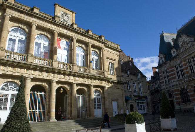 La mairie de Moulins.