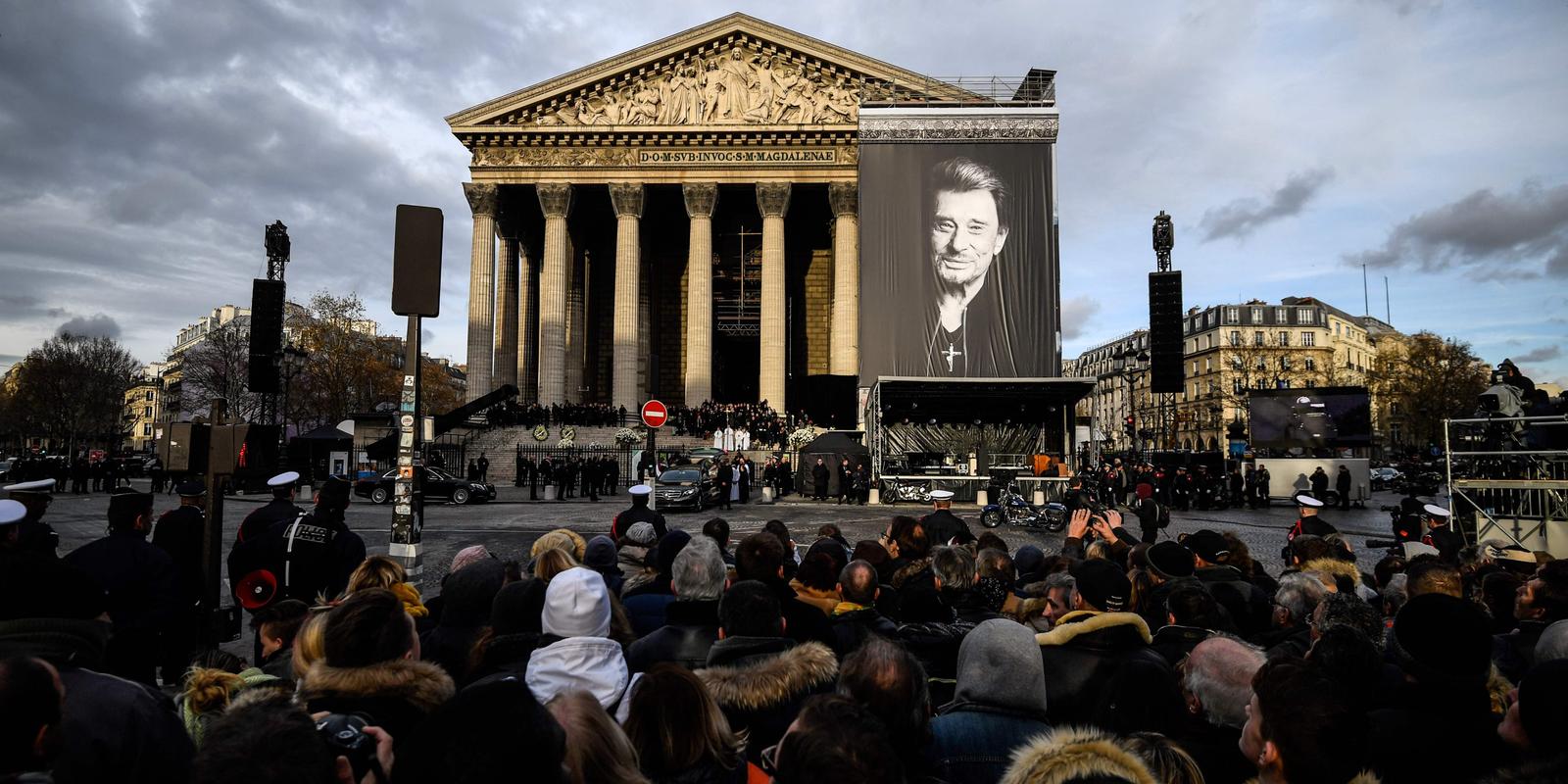 En Direct La Ceremonie D Hommage A Johnny Hallyday S Est Achevee En Musique