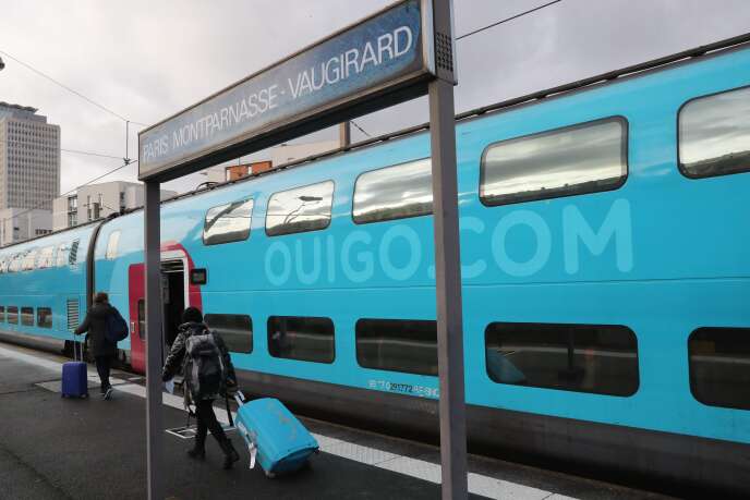 Cinq allers-retours quotidiens sont proposés par Ouigo depuis Montparnasse (Vaugirard) vers Bordeaux, Nantes et Rennes.