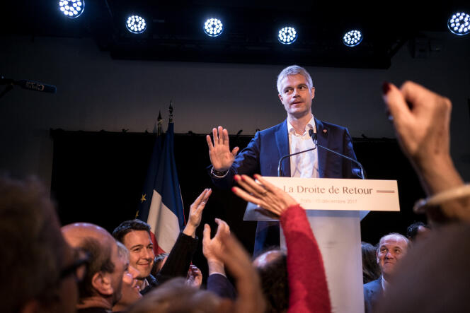 Laurent Wauqiez devant ses soutiens après son élection à la tête de LR, à Paris le 10 décembre.