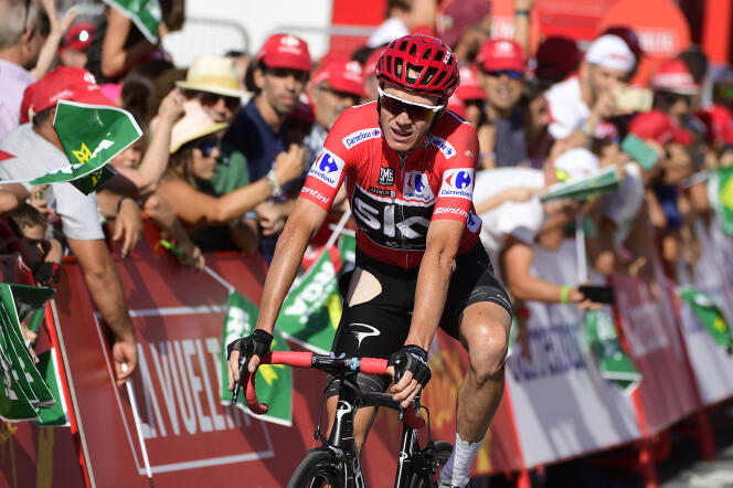 Christopher Froome franchit la ligne d’arrivée de la 12e étape de la Vuelta, le 31 août.
