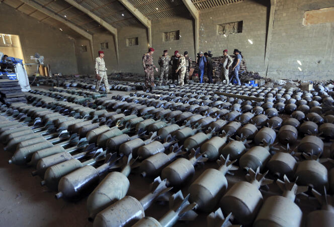 Armes et munitions de l’EI saisies par les forces irakiennes, en septembre 2016.