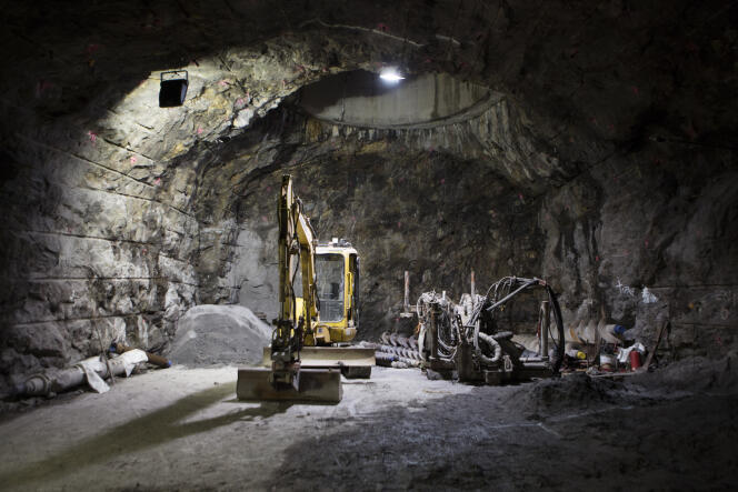 Excavación para lo que será el primer depósito del mundo de combustible nuclear gastado, en lo profundo del sótano de granito debajo de la isla de Olkiluoto en Finlandia, 27 de abril de 2017. Se acaba de iniciar un tercer EPR allí, el domingo 16 de abril.