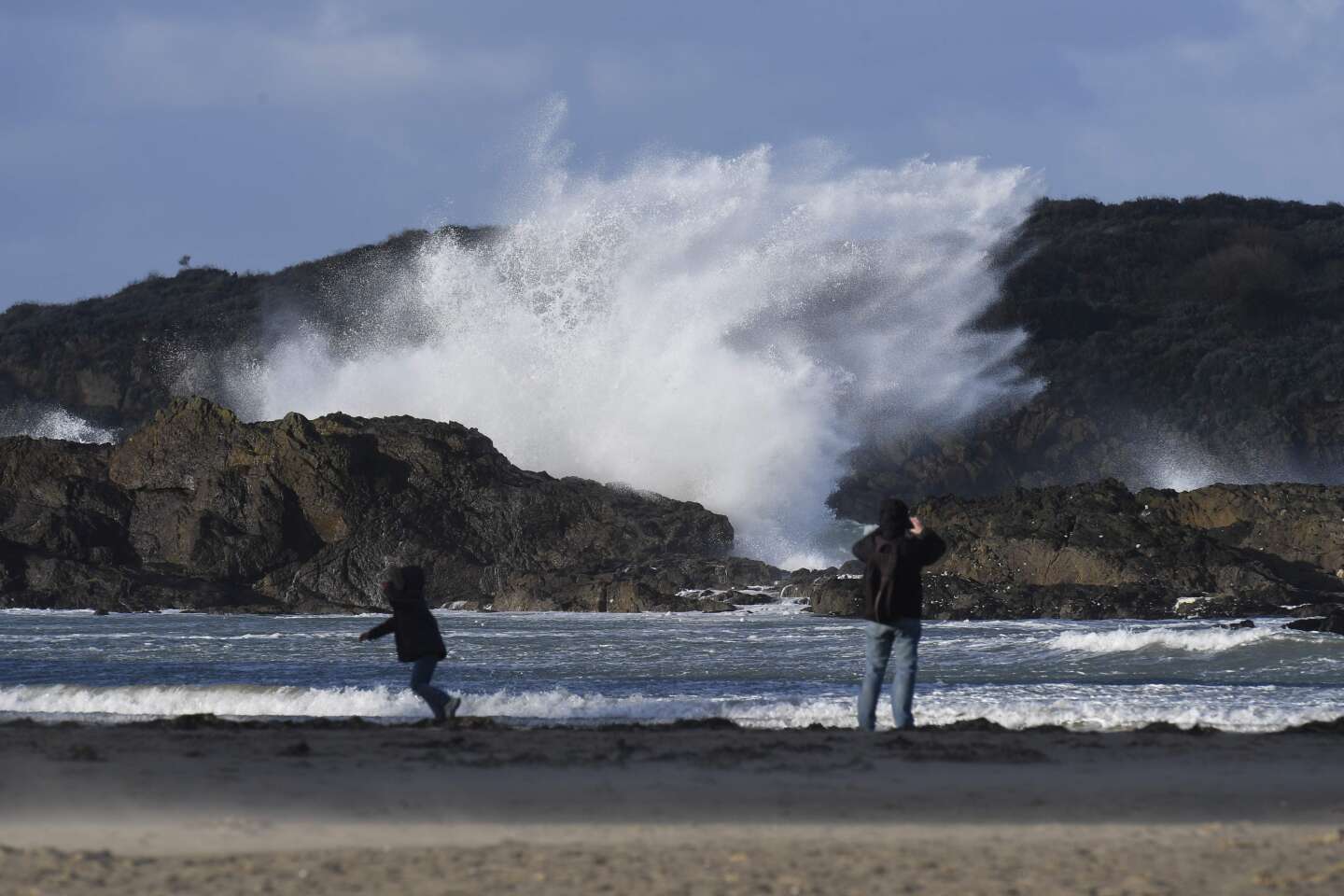 Le Finistère et le Morbihan placés en vigilance orange « vagues-submersion »