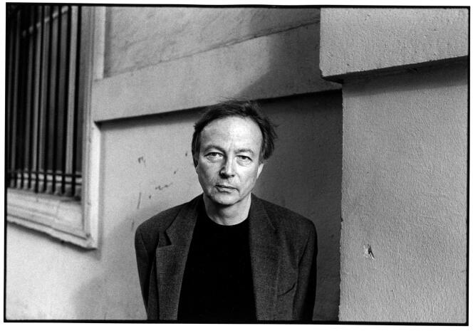 Paul Otchakovsky-Laurens (P.O.L.), à Paris, en 2002.