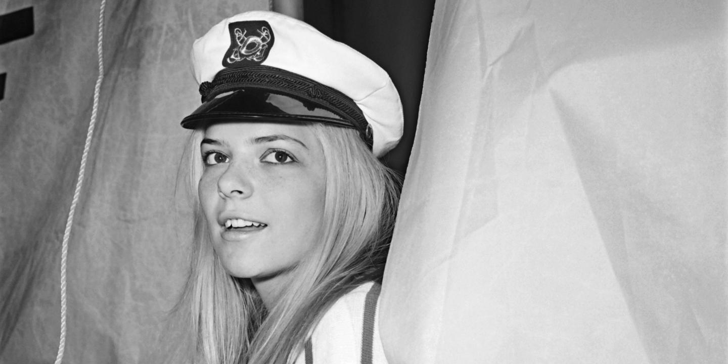 Dcs De France Gall Une Pluie Dhommages Dartistes Et Du Monde